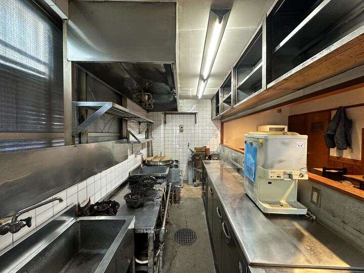 インバウンド集客も強い北野坂エリア！同業態なら即開業可！独立開業者向け店舗！